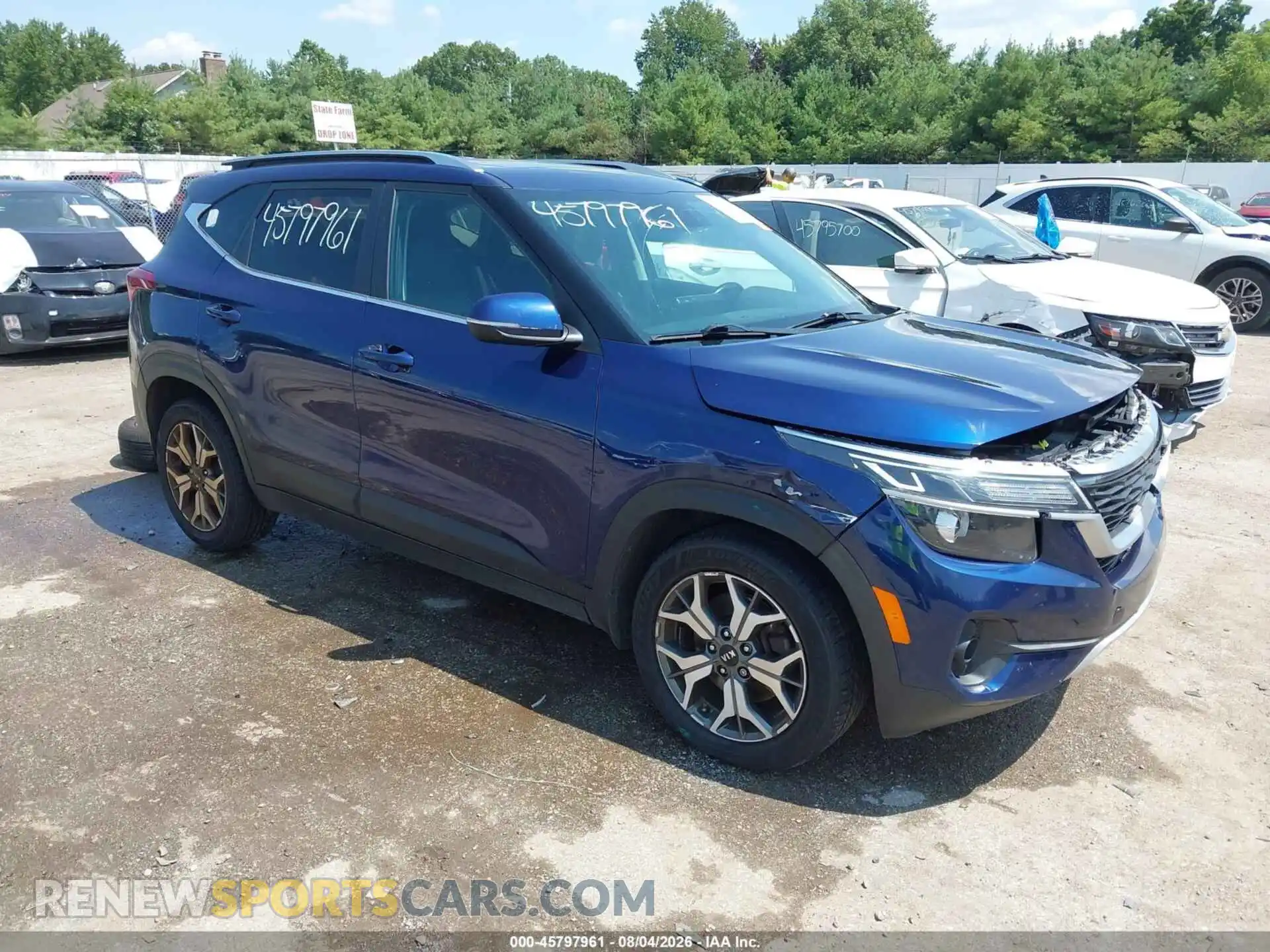 1 Photograph of a damaged car KNDERCAAXM7072289 KIA SELTOS 2021