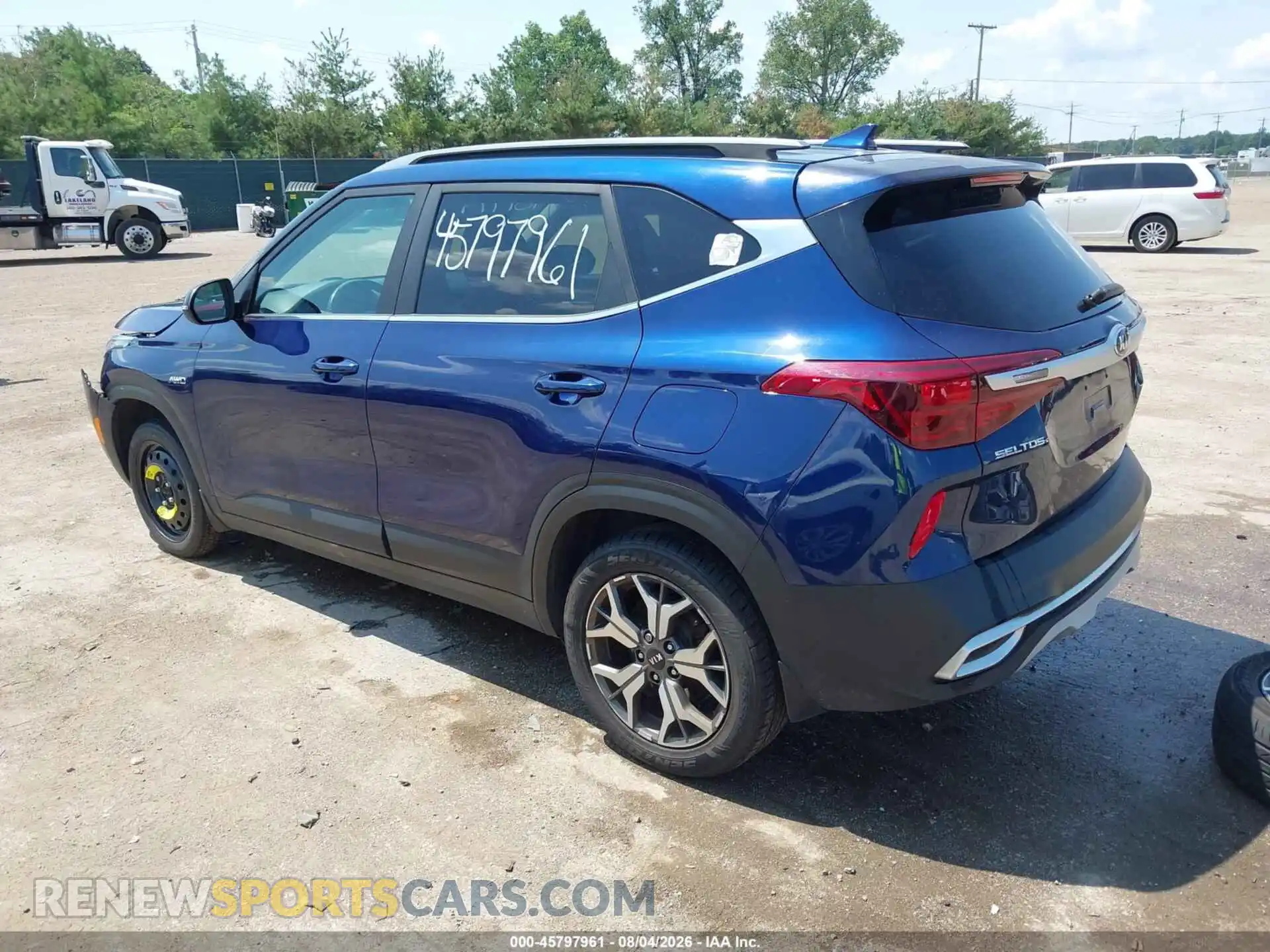 3 Photograph of a damaged car KNDERCAAXM7072289 KIA SELTOS 2021