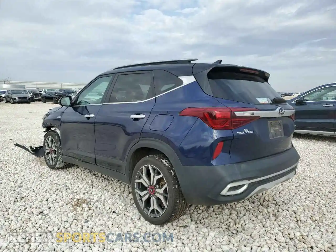 2 Photograph of a damaged car KNDETCA26M7202840 KIA SELTOS 2021