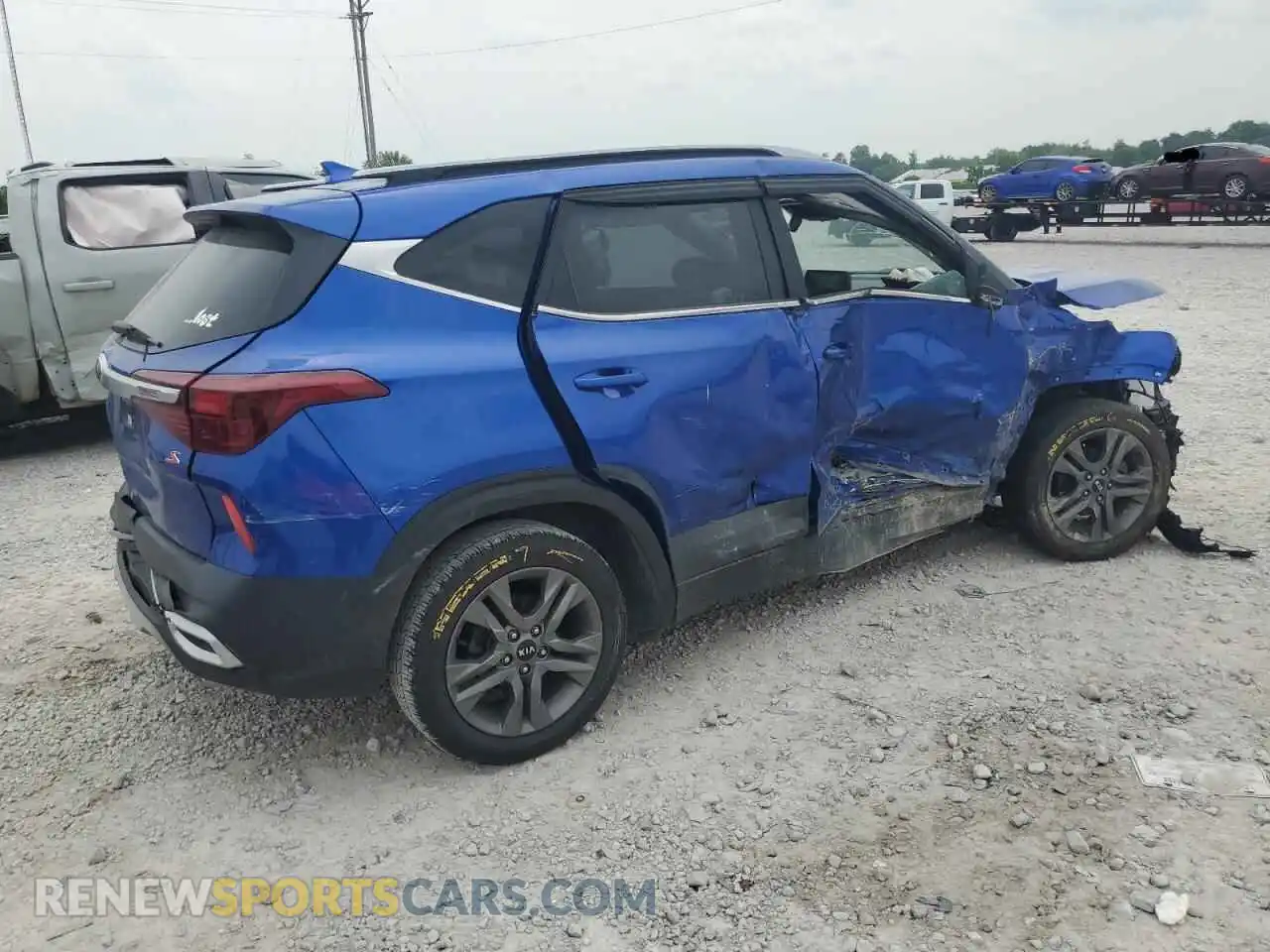 3 Photograph of a damaged car KNDEU2AA2M7042311 KIA SELTOS 2021