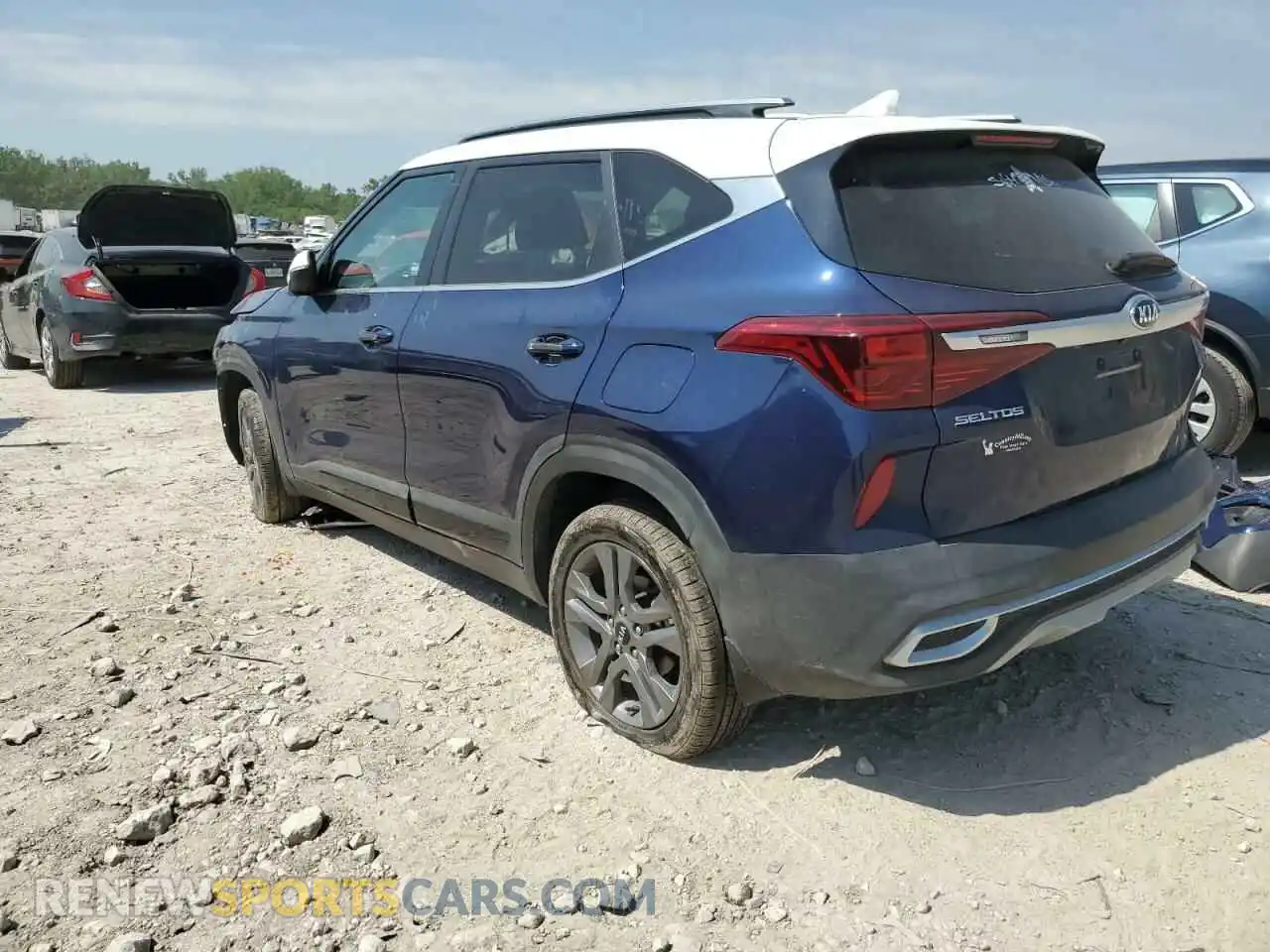 2 Photograph of a damaged car KNDEU2AA5M7124825 KIA SELTOS 2021