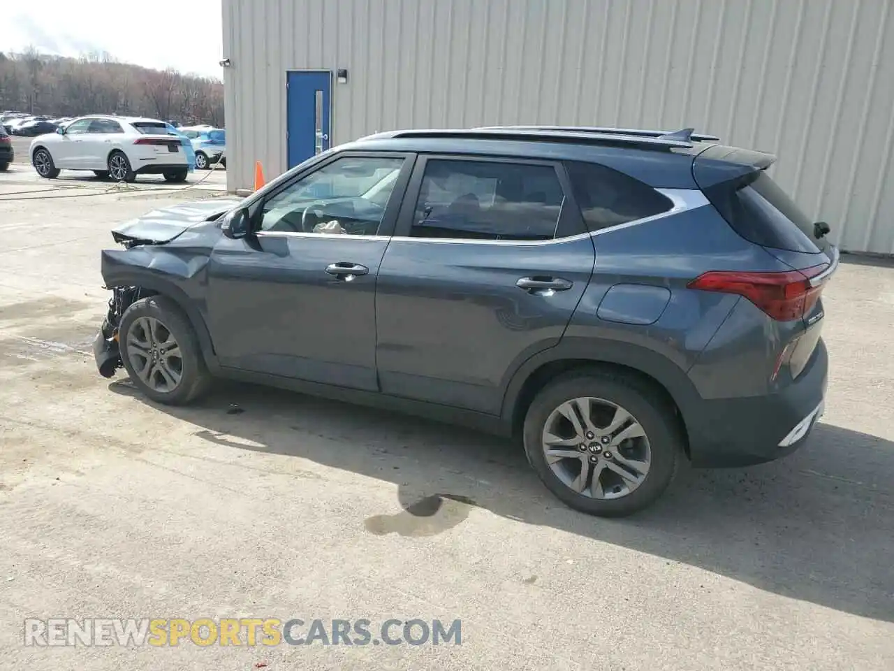 2 Photograph of a damaged car KNDEU2AA7M7226546 KIA SELTOS 2021