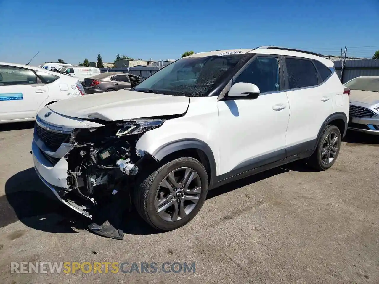 1 Photograph of a damaged car KNDEU2AAXM7080112 KIA SELTOS 2021