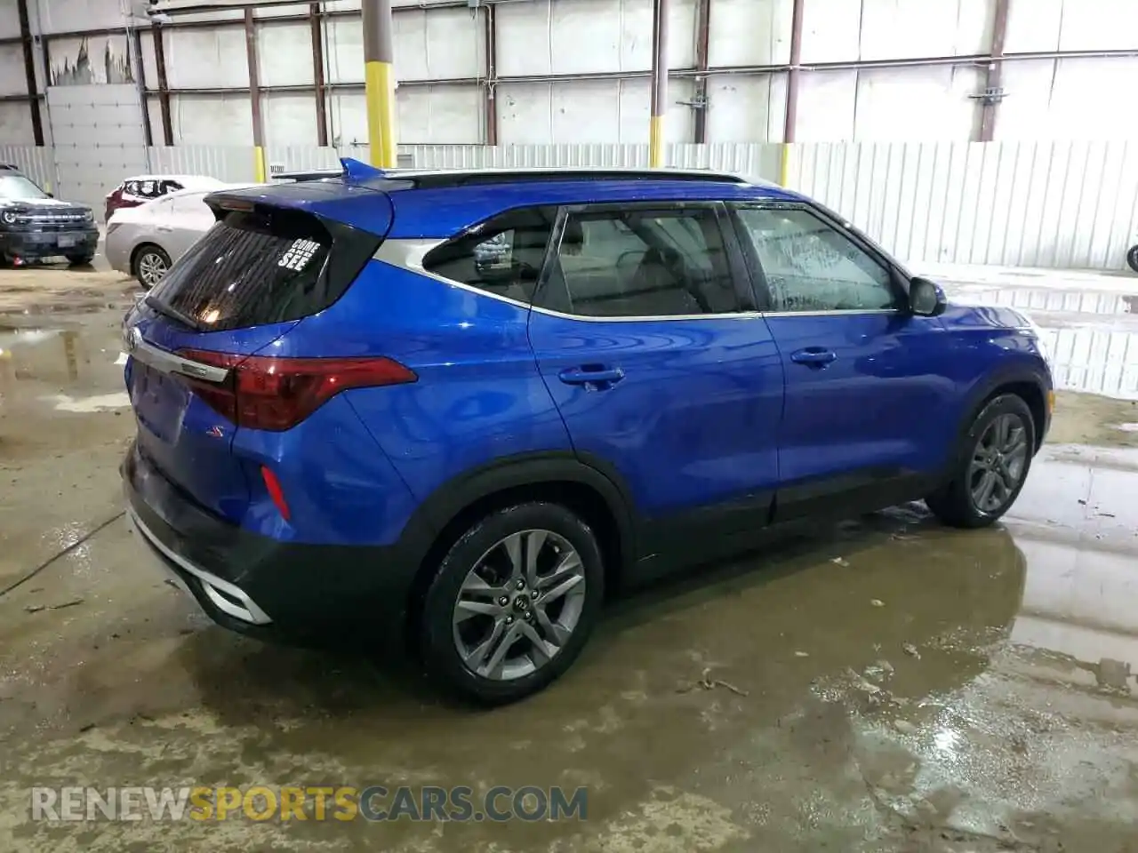 3 Photograph of a damaged car KNDEU2AAXM7106160 KIA SELTOS 2021