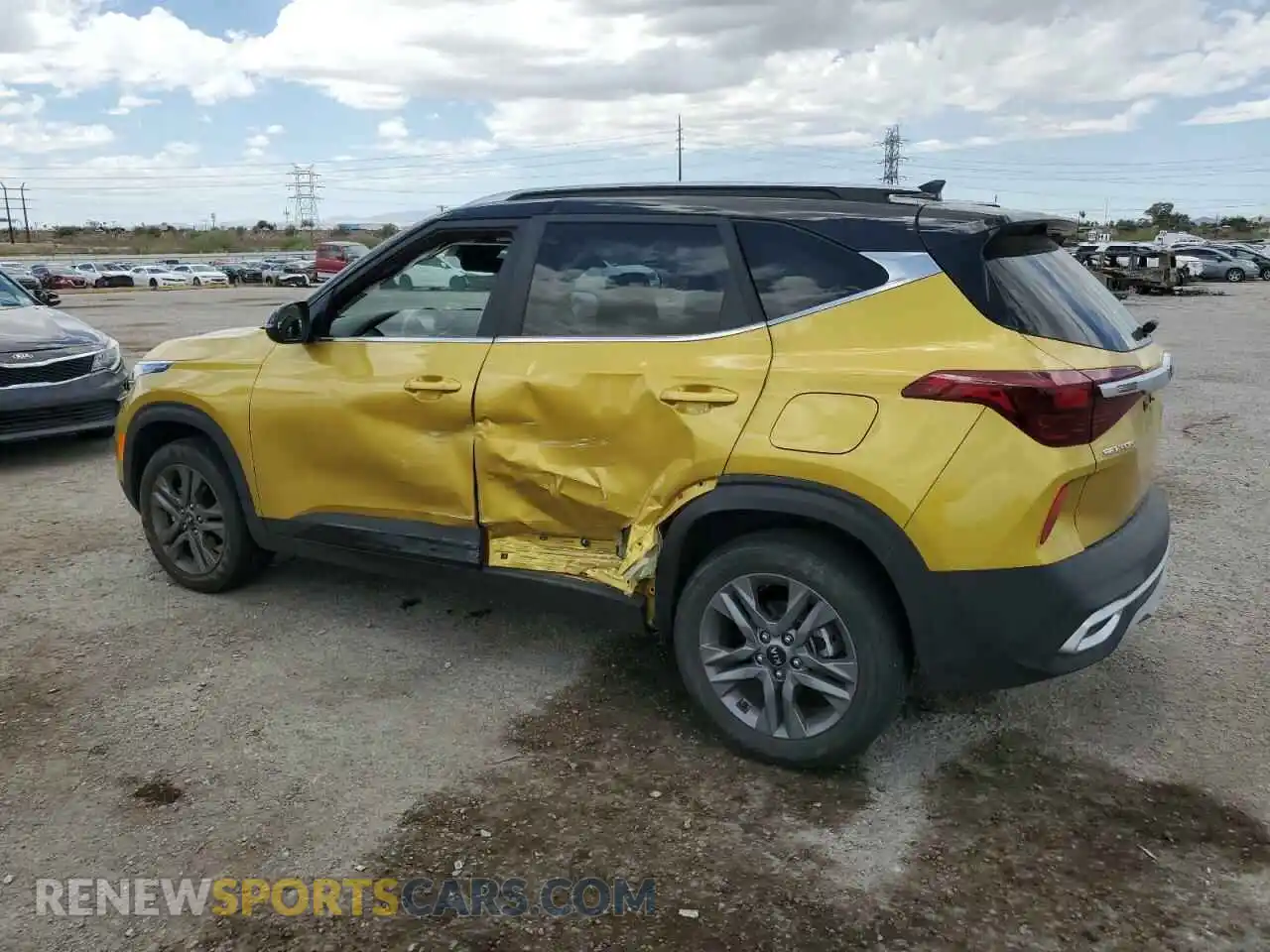 2 Photograph of a damaged car KNDEU2AAXM7210552 KIA SELTOS 2021