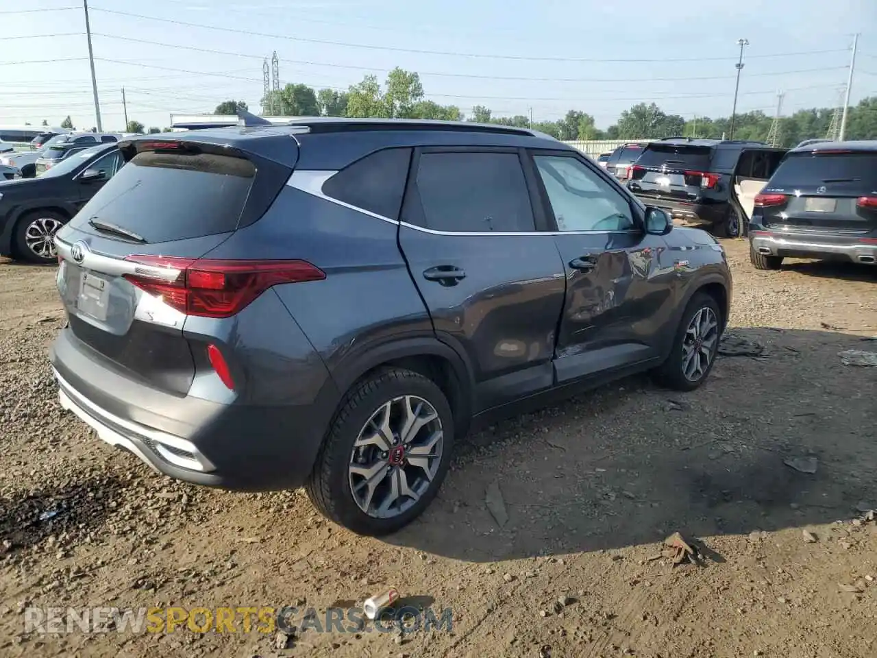 3 Photograph of a damaged car KNDEUCA21M7148716 KIA SELTOS 2021