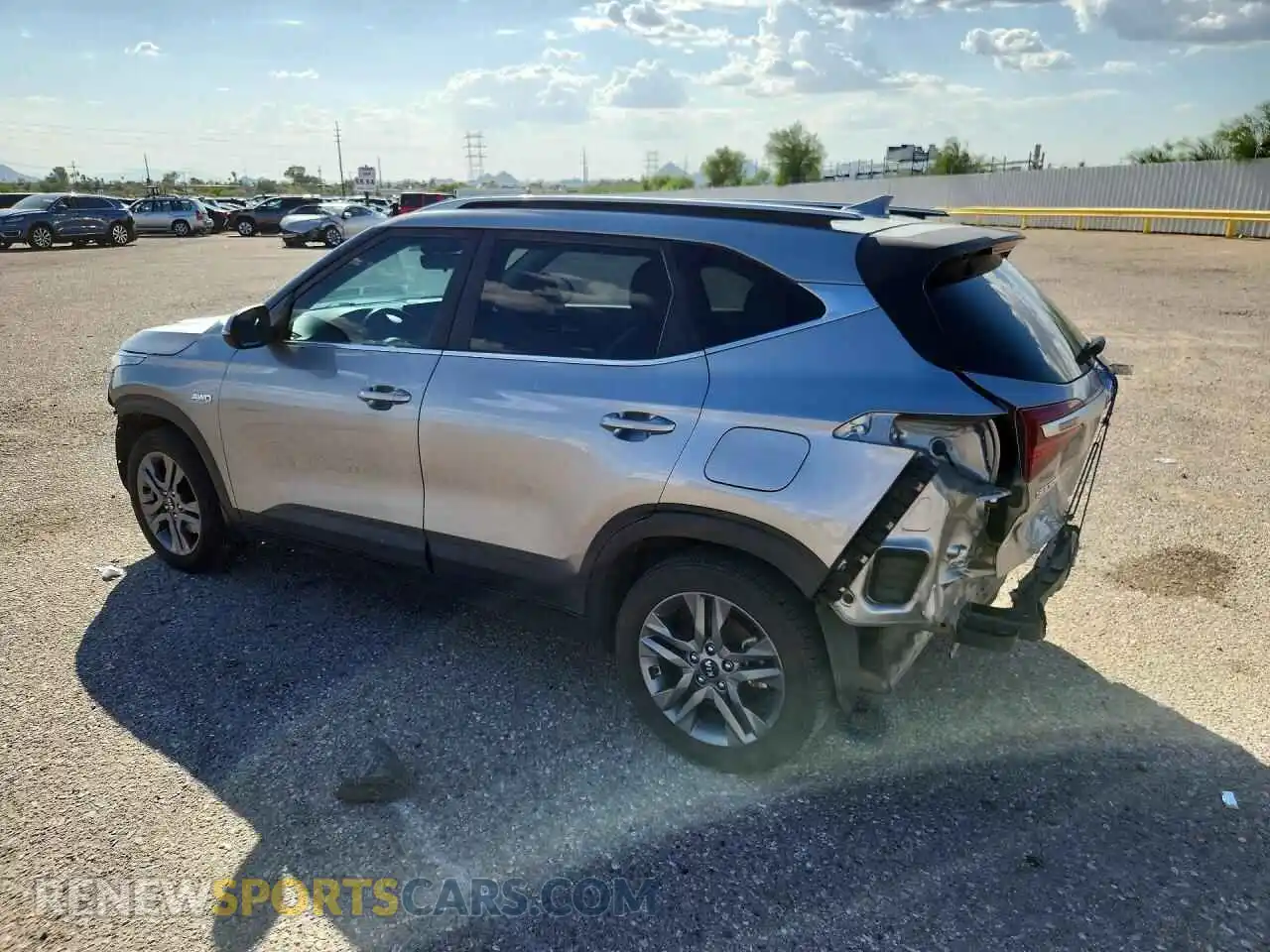 2 Photograph of a damaged car KNDEUCAA0M7042653 KIA SELTOS 2021
