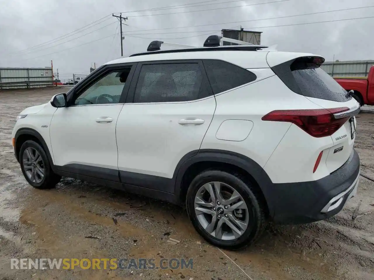 2 Photograph of a damaged car KNDEUCAA7M7171876 KIA SELTOS 2021