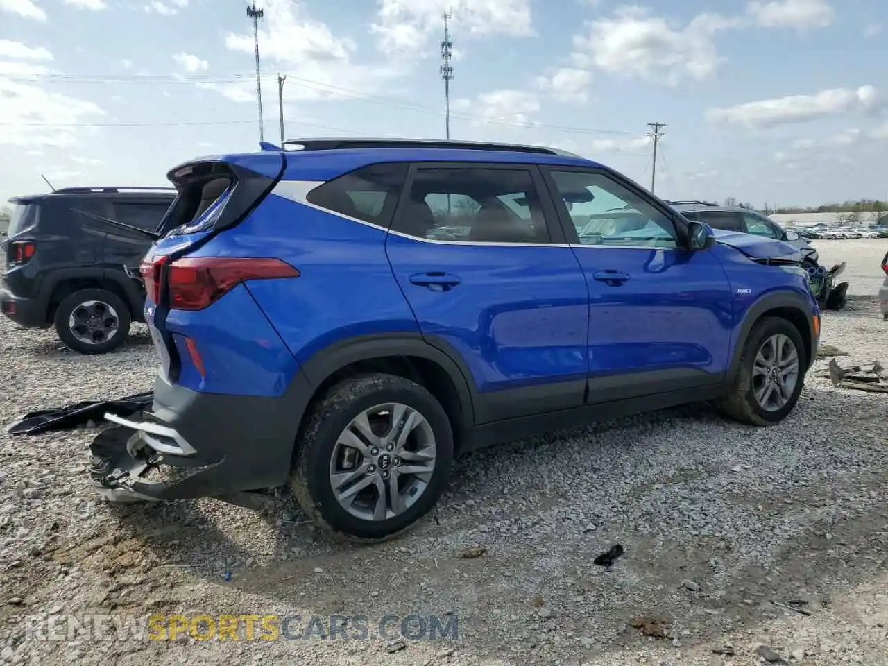 3 Photograph of a damaged car KNDEUCAAXM7133459 KIA SELTOS 2021