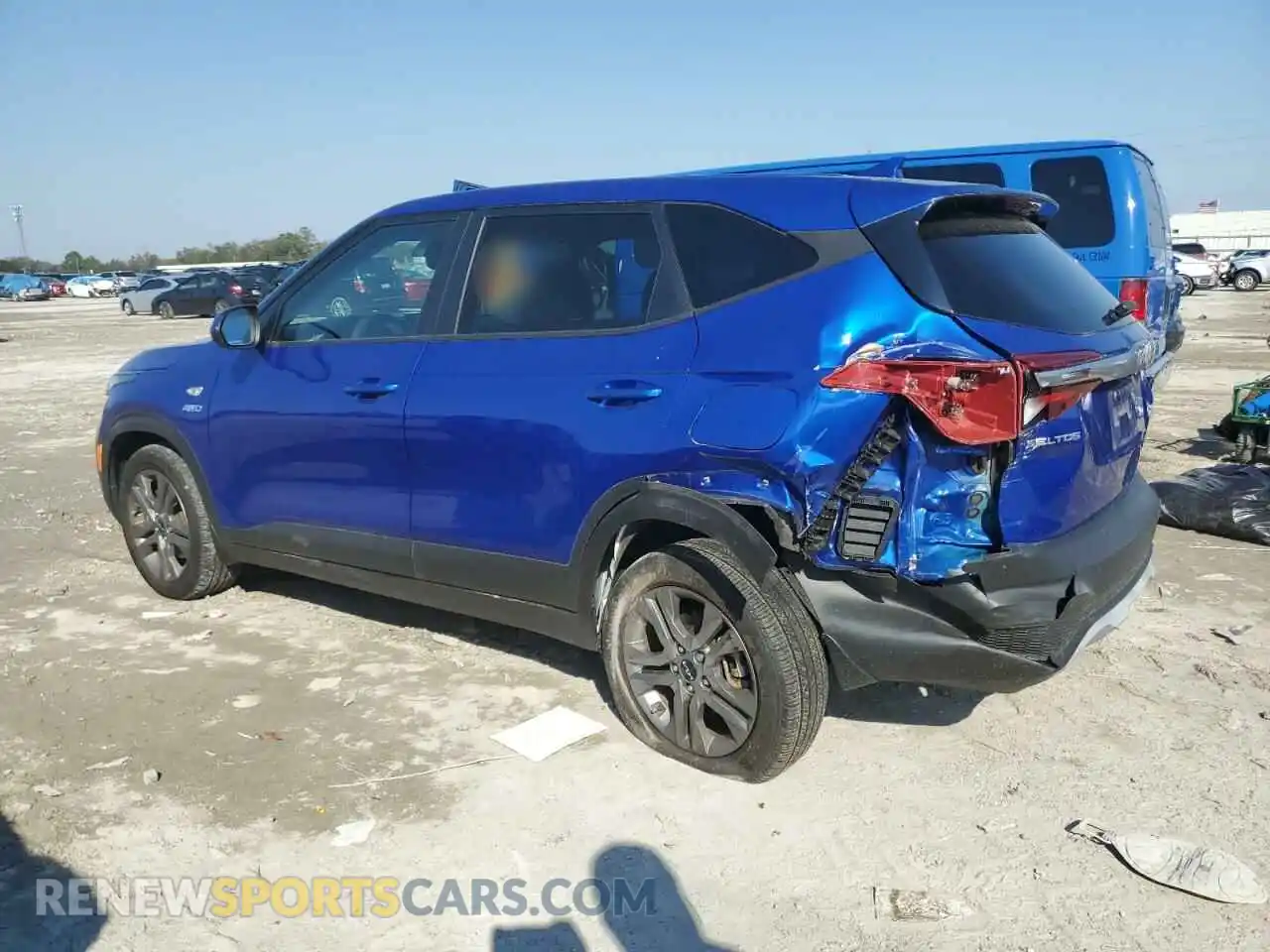 2 Photograph of a damaged car KNDEPCAA7N7280265 KIA SELTOS 2022