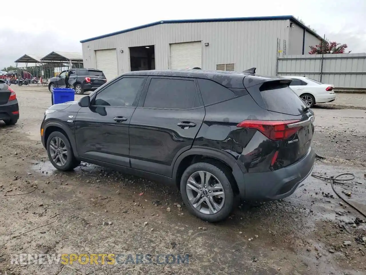 2 fotografías del automóvil dañado KNDEPCAA9N7250507 KIA SELTOS 2022