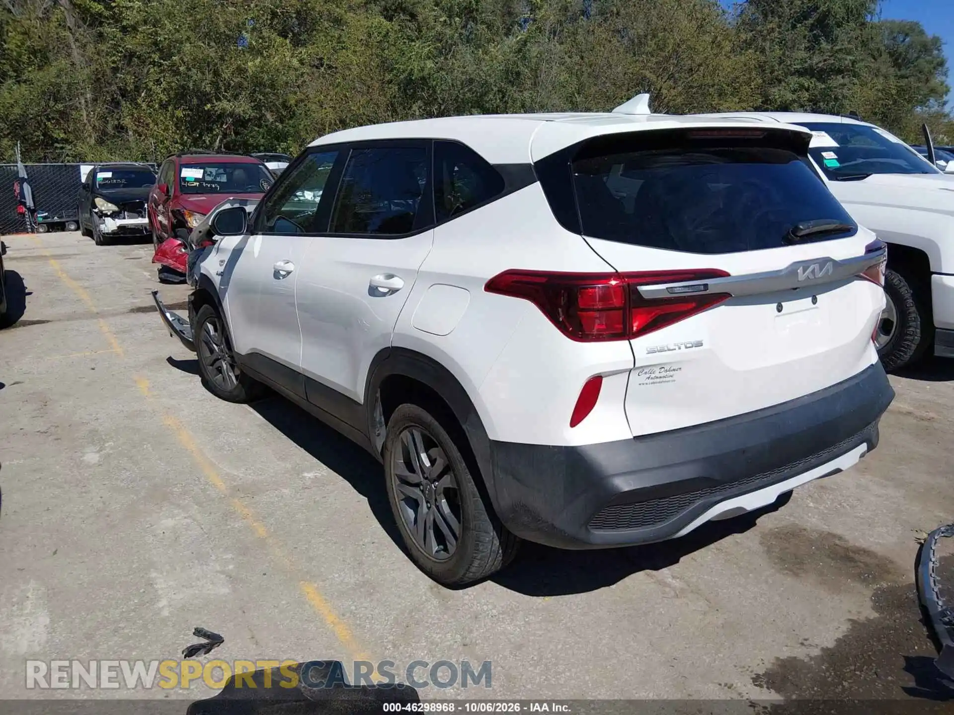 3 fotografías del automóvil dañado KNDEPCAA3P7386845 KIA SELTOS 2023