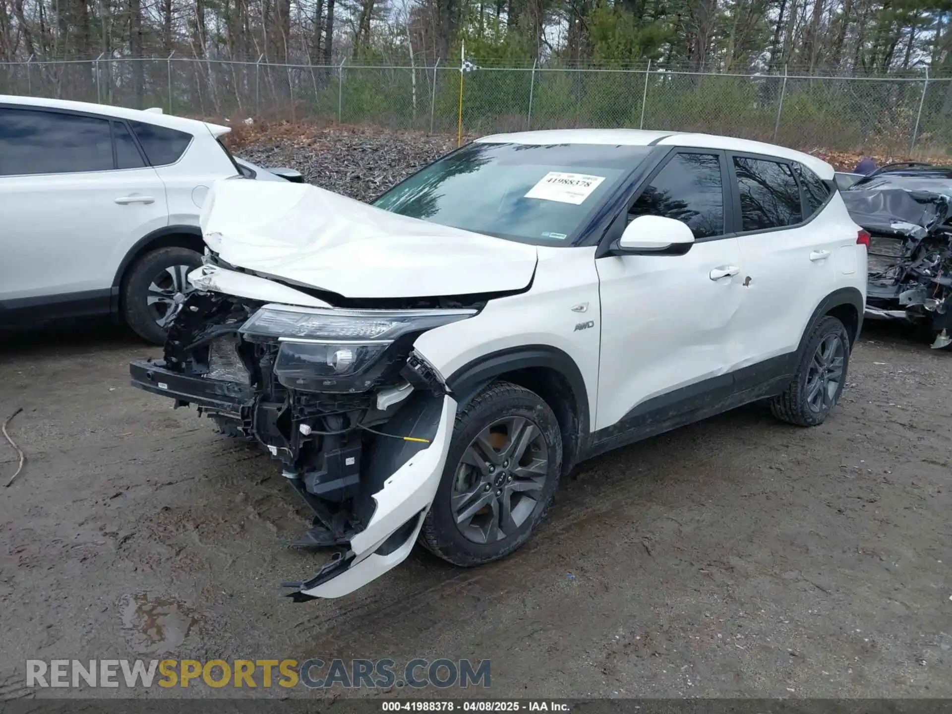 2 fotografías del automóvil dañado KNDEPCAAXP7387135 KIA SELTOS 2023