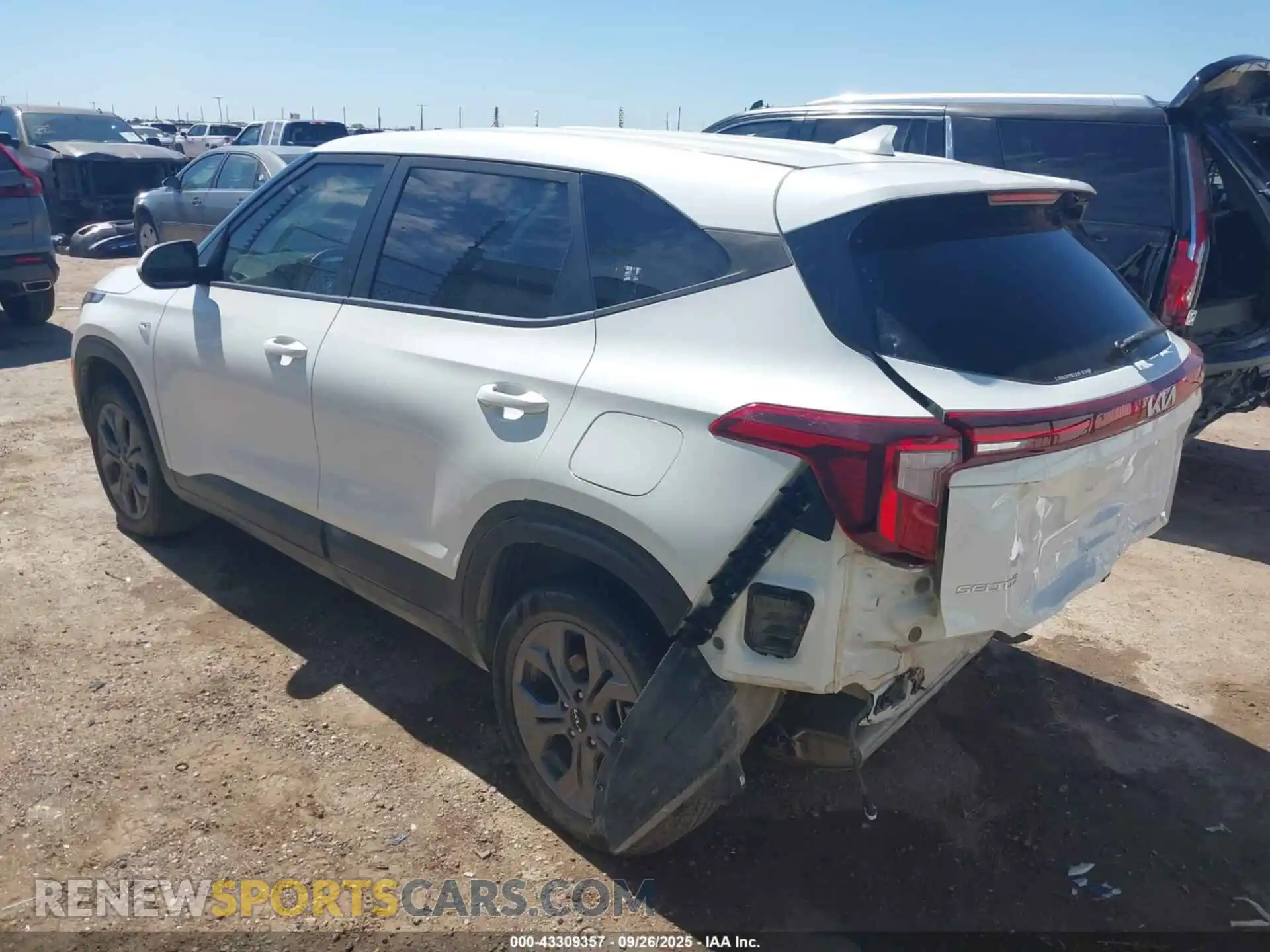 3 Photograph of a damaged car KNDEPCAA1R7634979 KIA SELTOS 2024