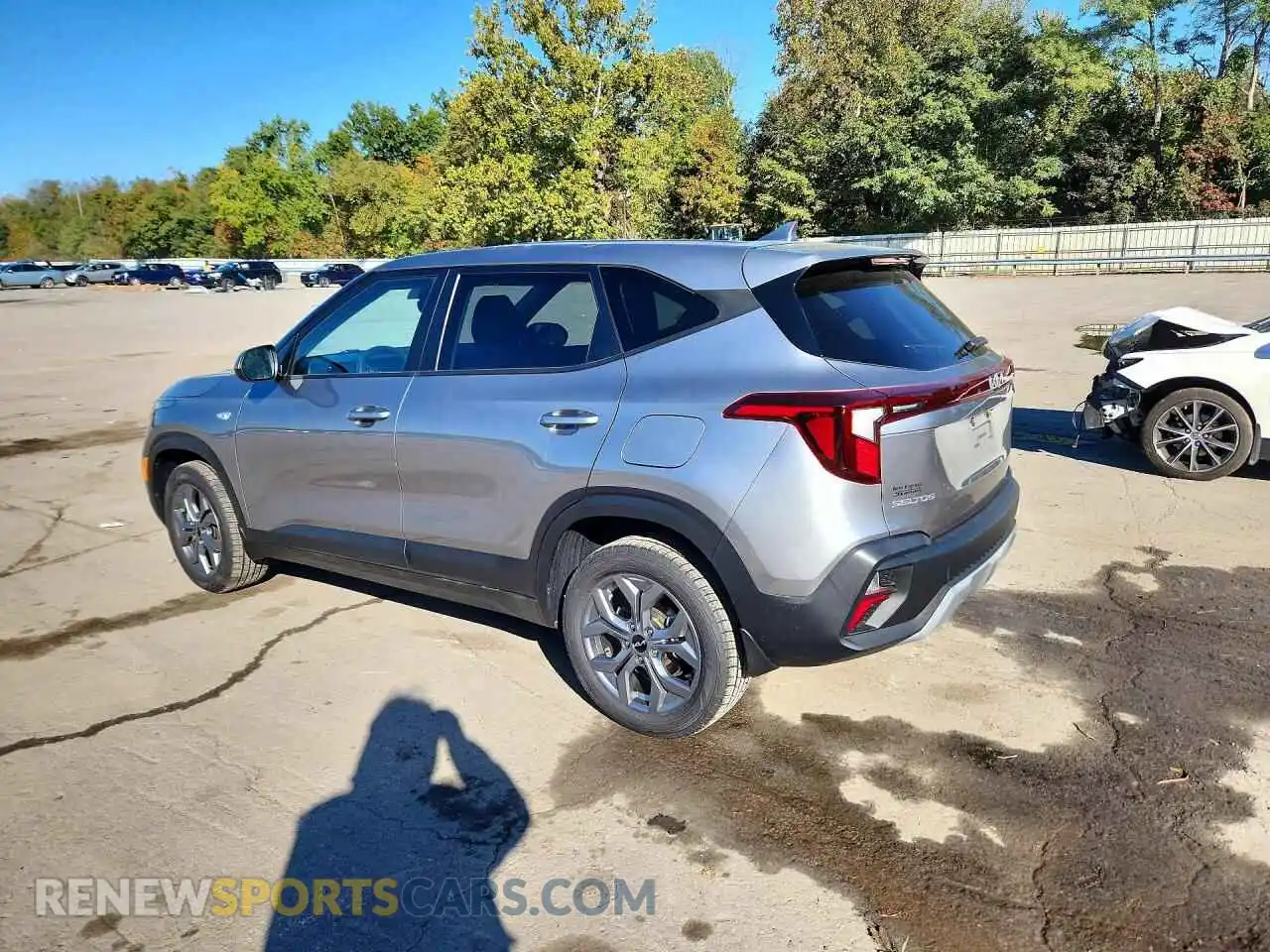 2 Photograph of a damaged car KNDEPCAA9R7516355 KIA SELTOS 2024