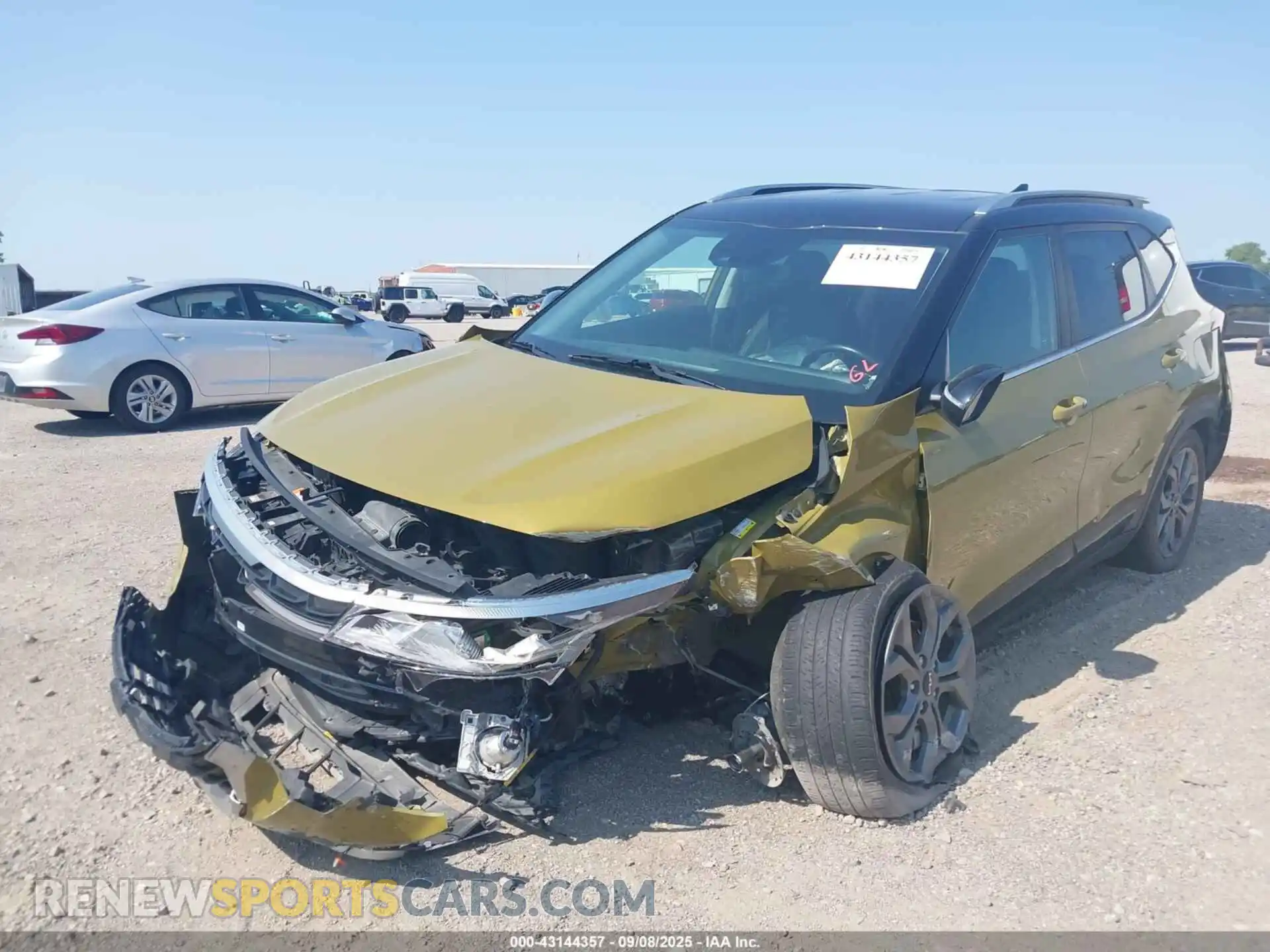 2 Photograph of a damaged car KNDEU2AA6R7568366 KIA SELTOS 2024