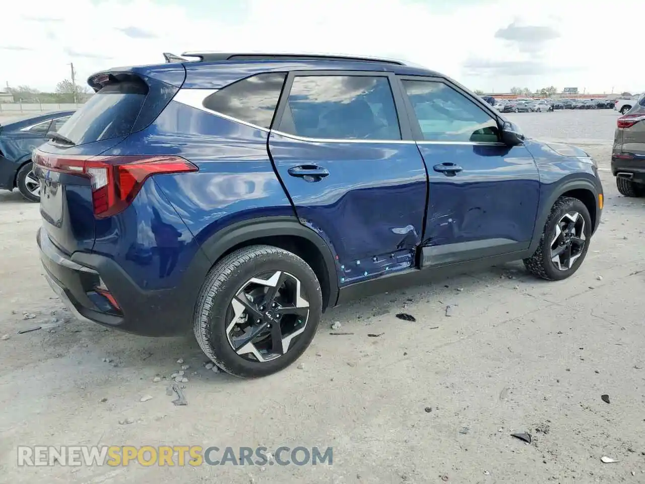 3 Photograph of a damaged car KNDER2AA1S7683464 KIA SELTOS 2025