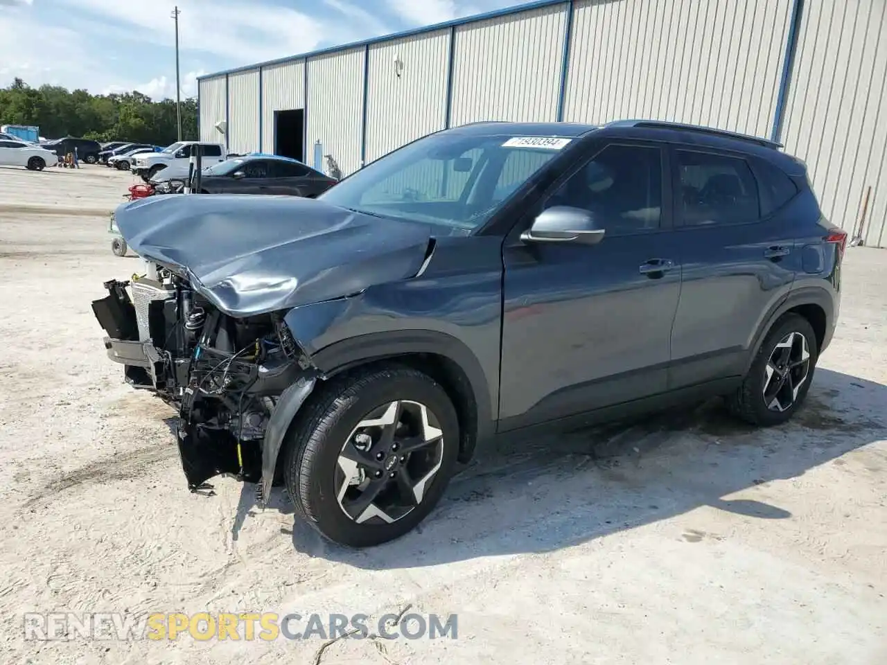 1 Photograph of a damaged car KNDEU2AA3S7684212 KIA SELTOS 2025
