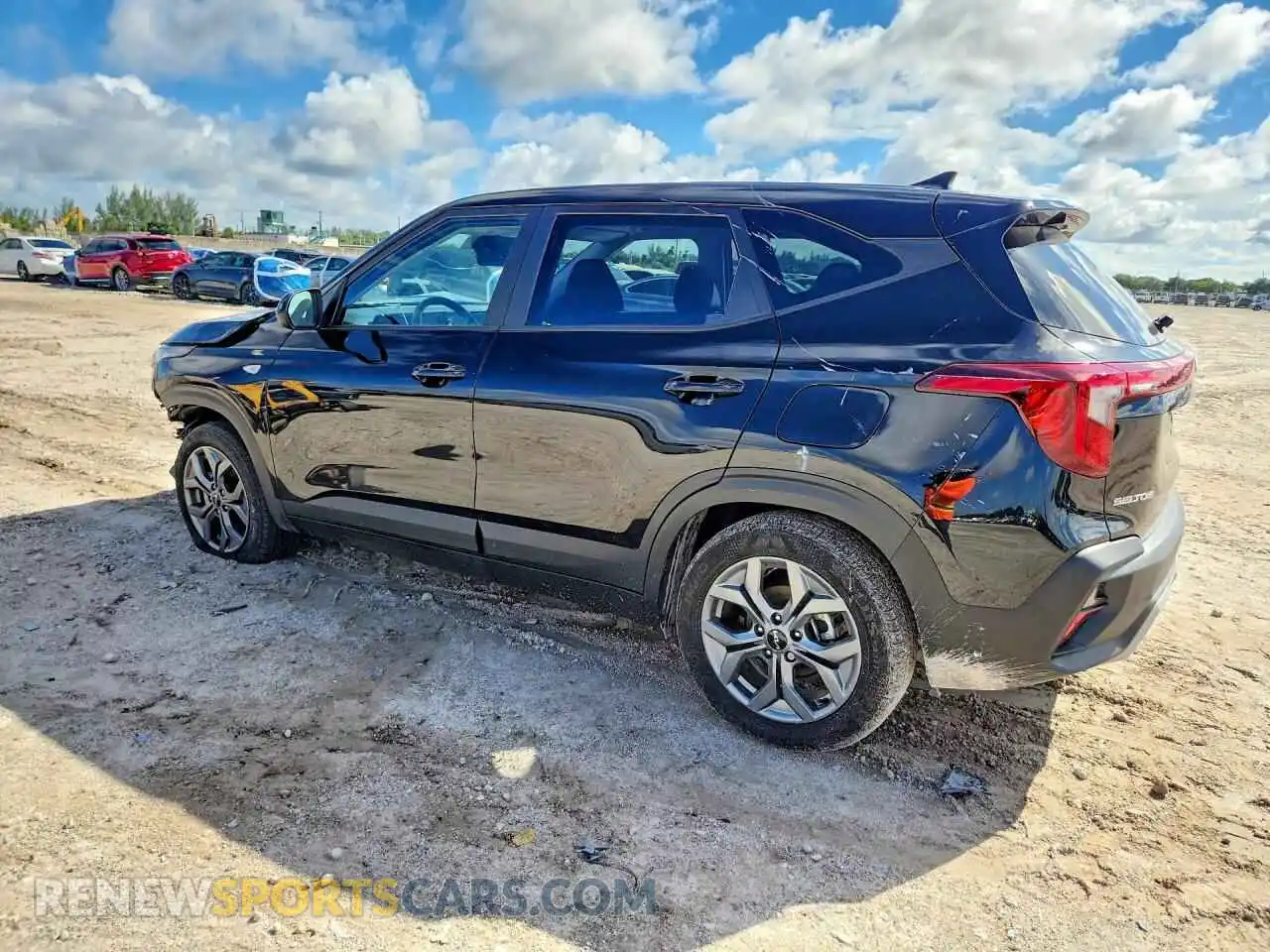 2 Photograph of a damaged car KNDEP2AAXT7836737 KIA SELTOS 2026
