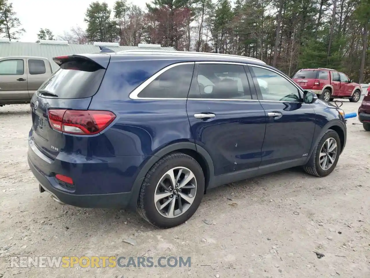 3 Photograph of a damaged car 5XYPHDA54KG463085 KIA SORENTO 2019