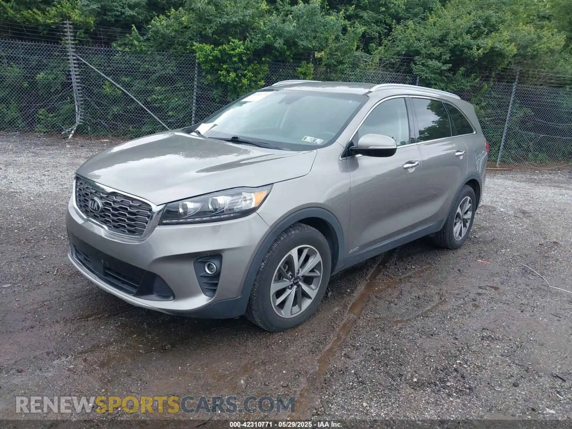 2 Photograph of a damaged car 5XYPHDA54KG512608 KIA SORENTO 2019