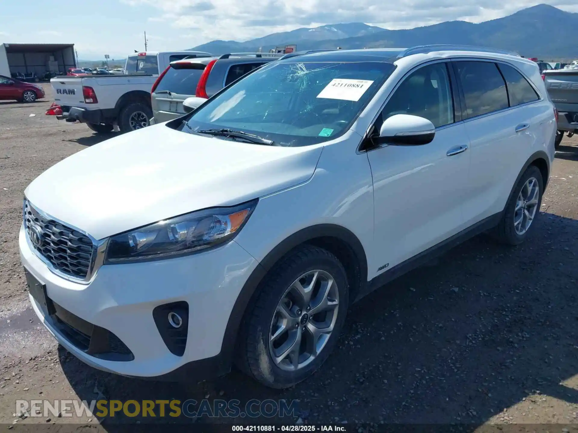 2 Photograph of a damaged car 5XYPHDA59KG606743 KIA SORENTO 2019