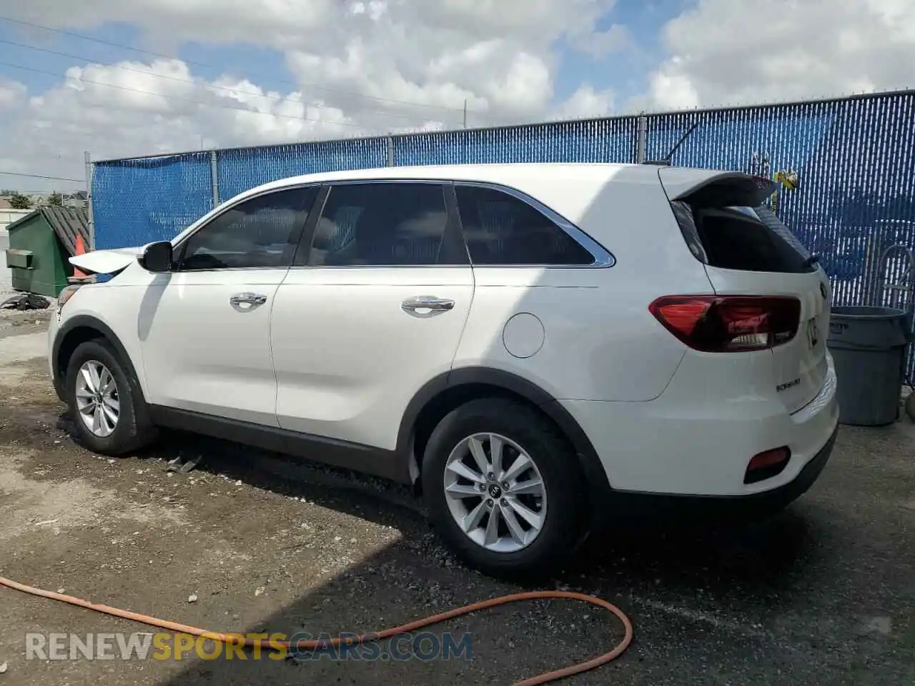 2 fotografías del automóvil dañado 5XYPG4A30LG661293 KIA SORENTO 2020