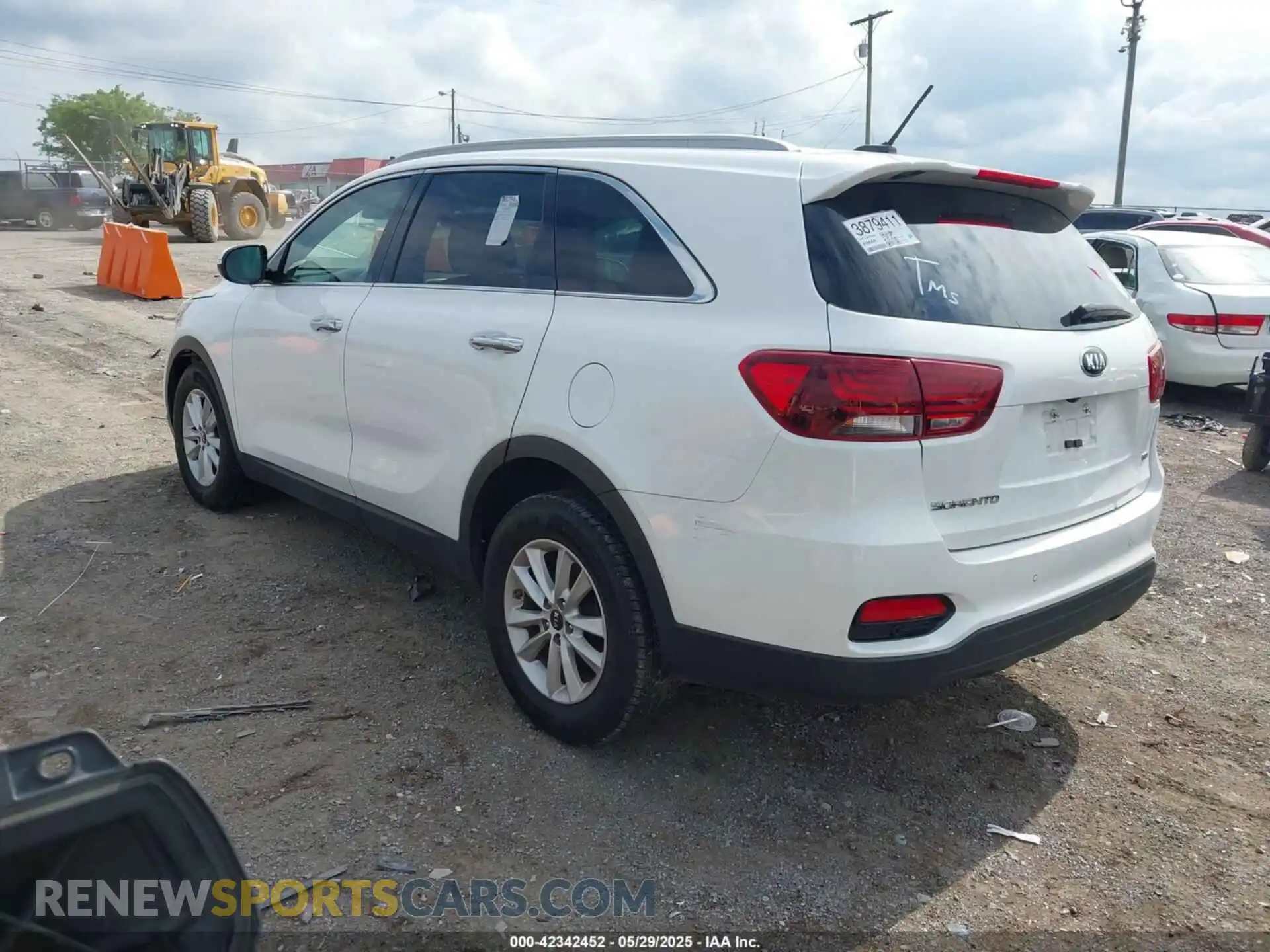 3 fotografías del automóvil dañado 5XYPG4A35LG635546 KIA SORENTO 2020