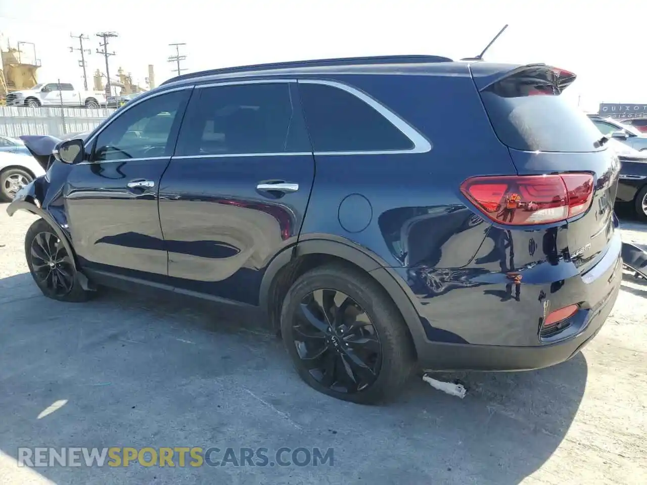 2 fotografías del automóvil dañado 5XYPG4A56LG690993 KIA SORENTO 2020