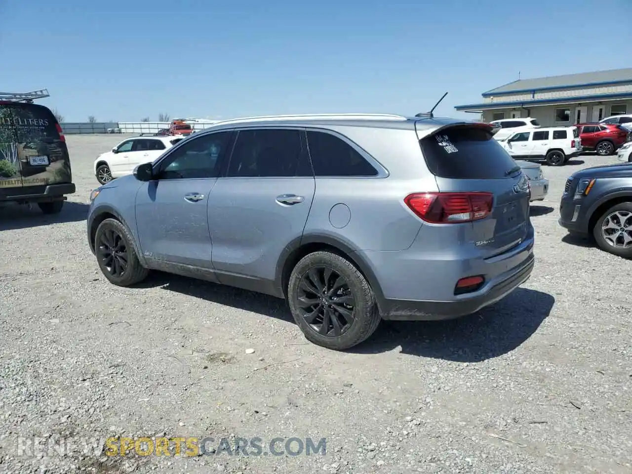 2 fotografías del automóvil dañado 5XYPHDA51LG692180 KIA SORENTO 2020