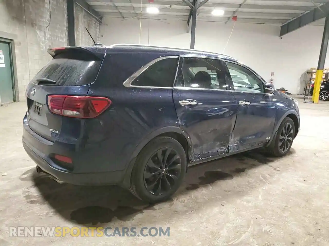 3 Photograph of a damaged car 5XYPHDA54LG637836 KIA SORENTO 2020