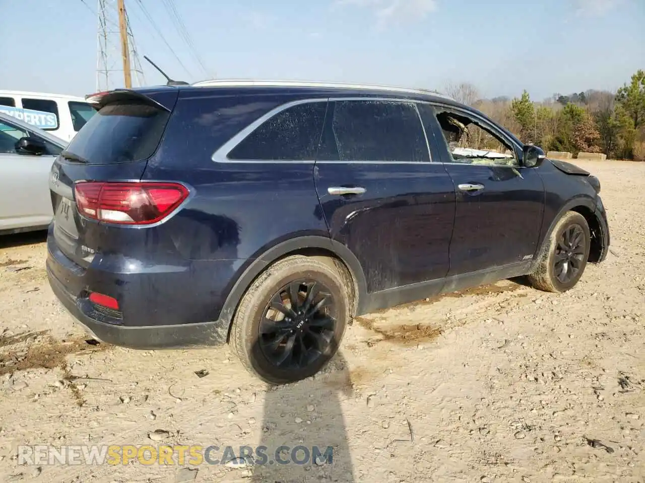 3 Photograph of a damaged car 5XYPHDA54LG688673 KIA SORENTO 2020