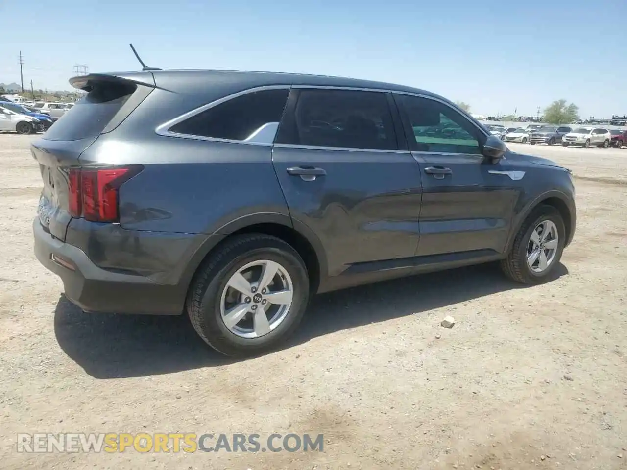 3 Photograph of a damaged car 5XYRG4LC0MG019034 KIA SORENTO 2021