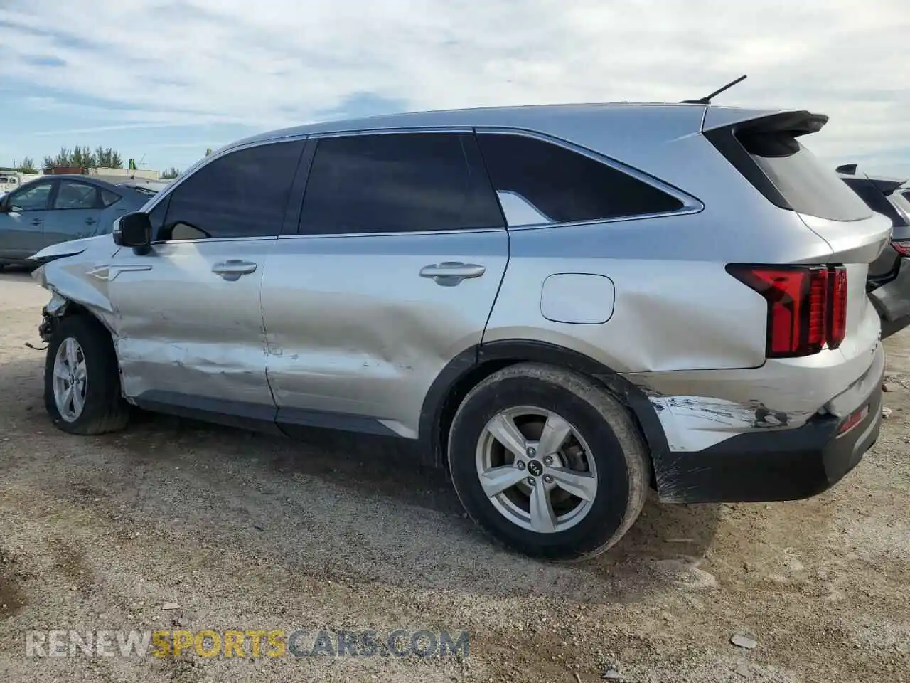 2 Photograph of a damaged car 5XYRG4LC0MG034021 KIA SORENTO 2021