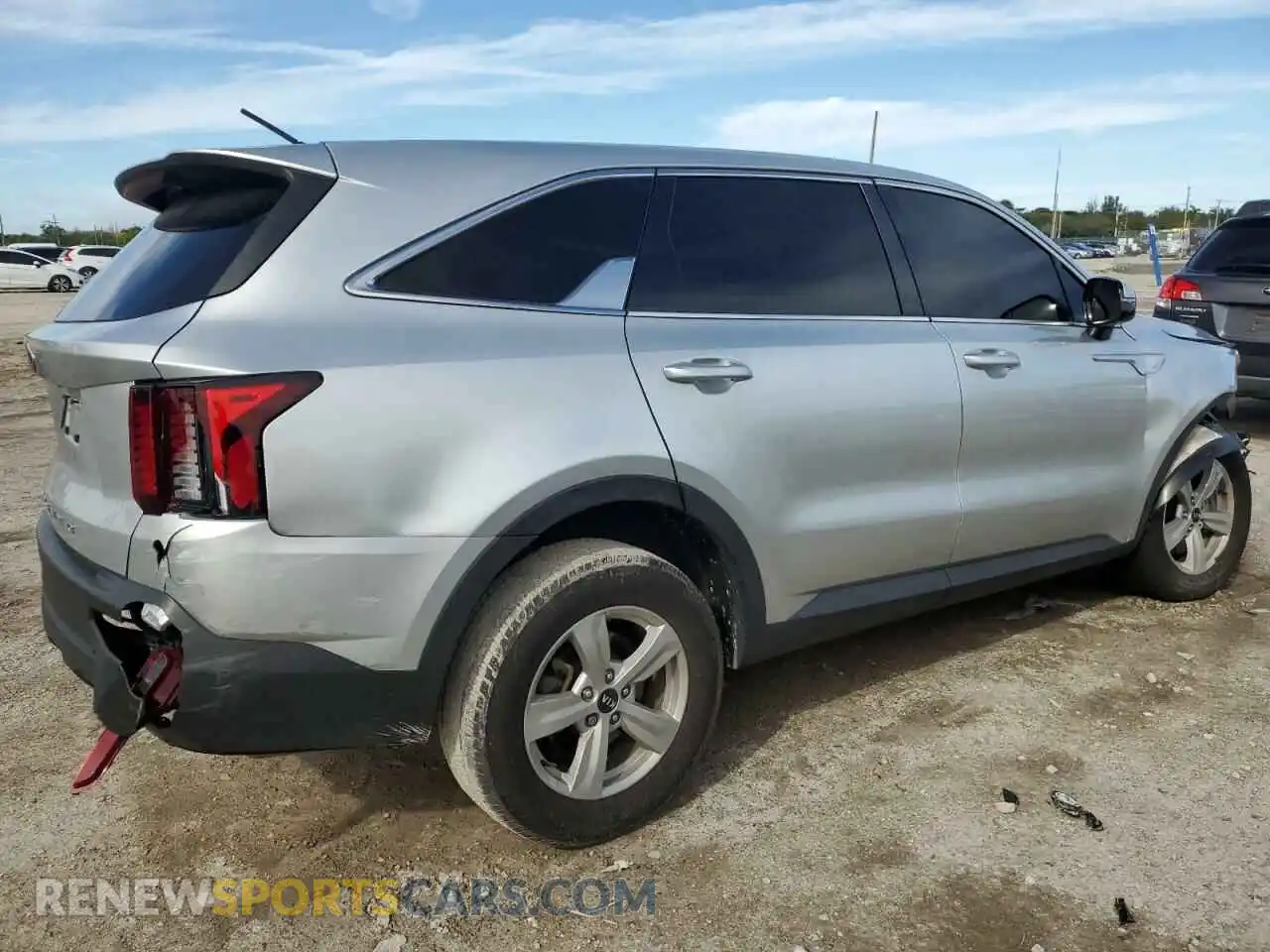3 Photograph of a damaged car 5XYRG4LC0MG034021 KIA SORENTO 2021