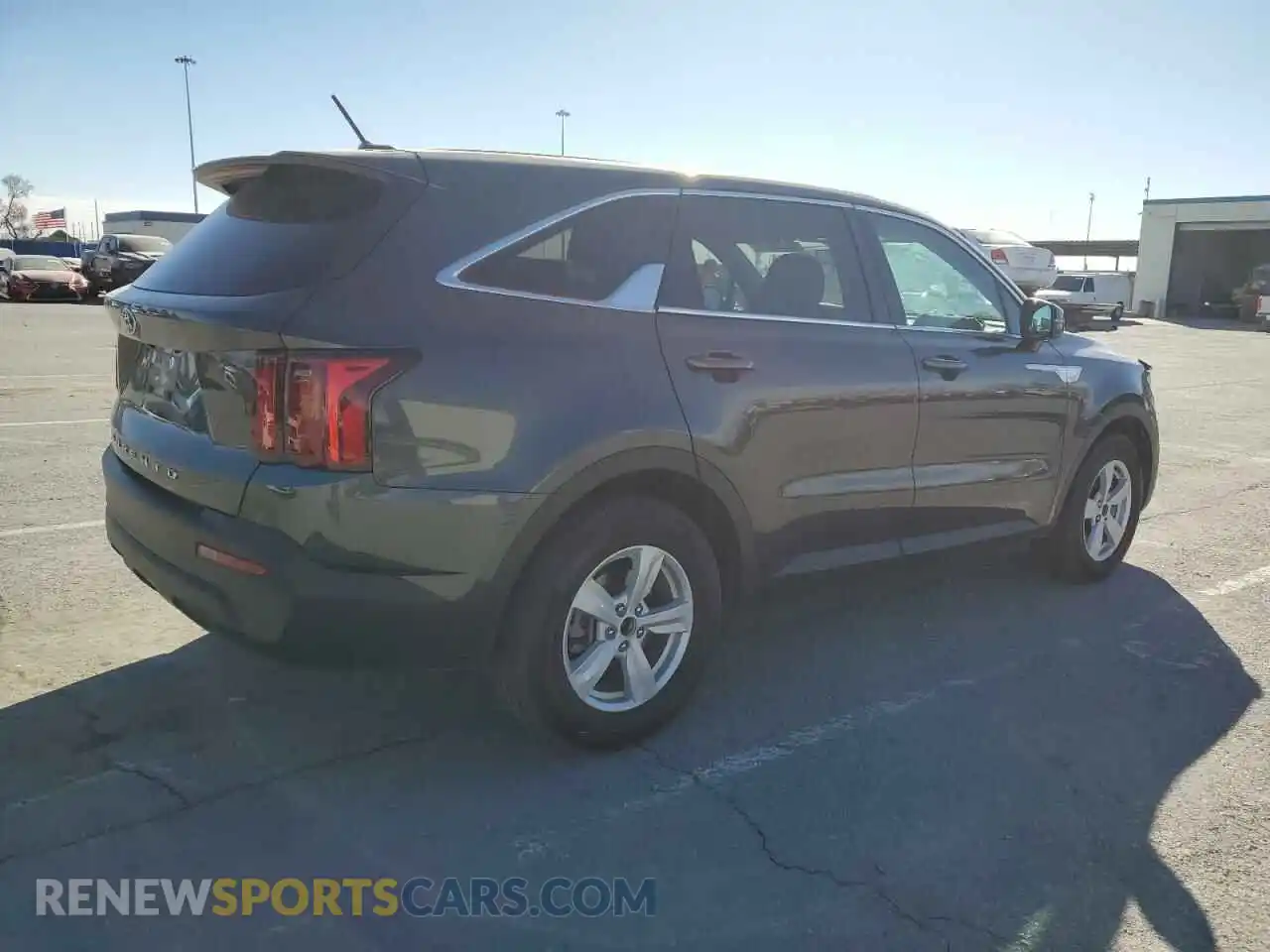 3 Photograph of a damaged car 5XYRG4LC0MG055709 KIA SORENTO 2021