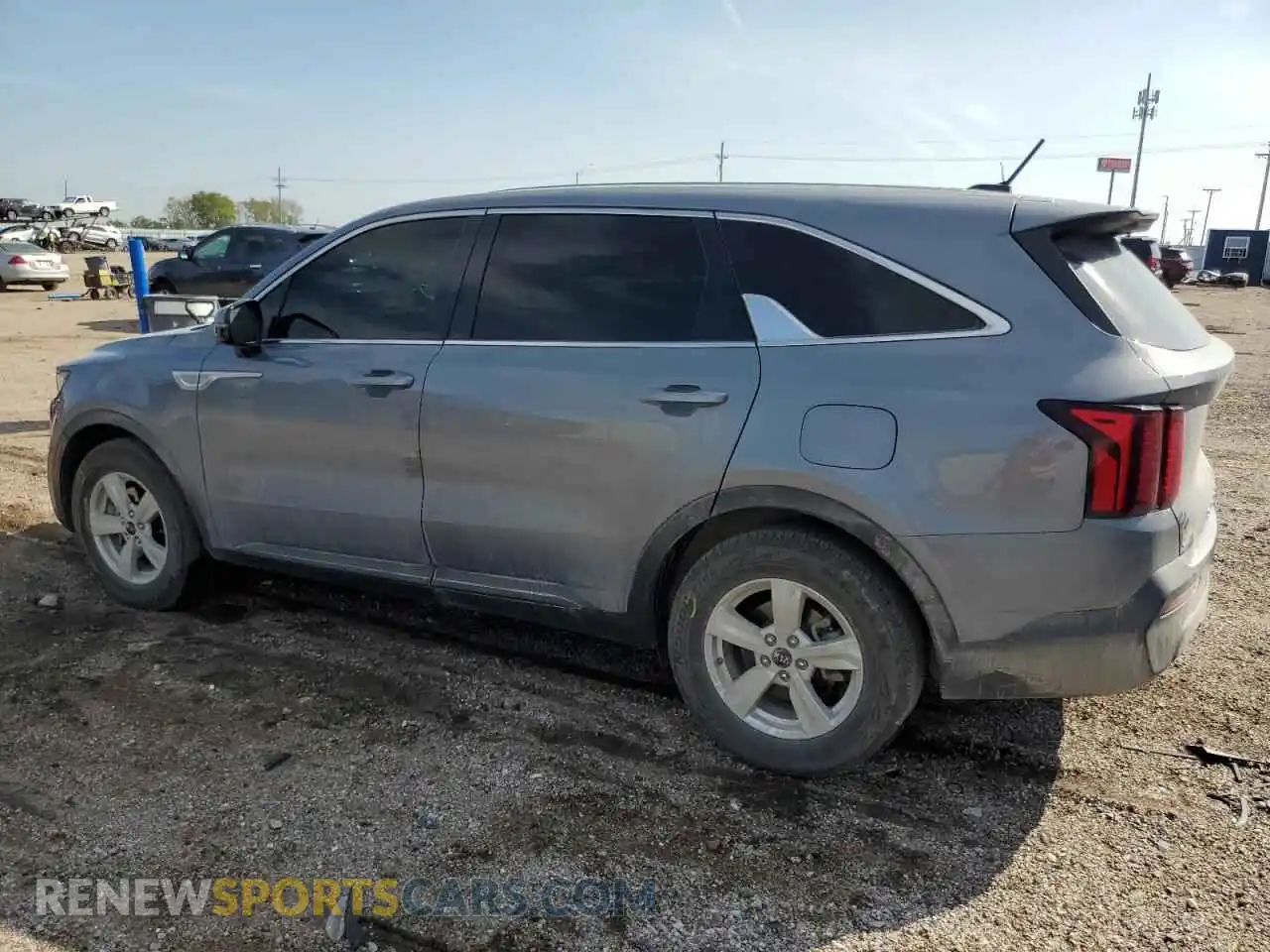 2 fotografías del automóvil dañado 5XYRG4LC1MG029149 KIA SORENTO 2021