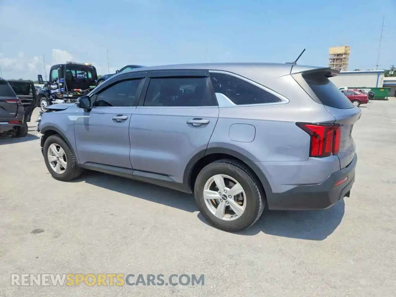 2 Photograph of a damaged car 5XYRG4LC2MG001361 KIA SORENTO 2021