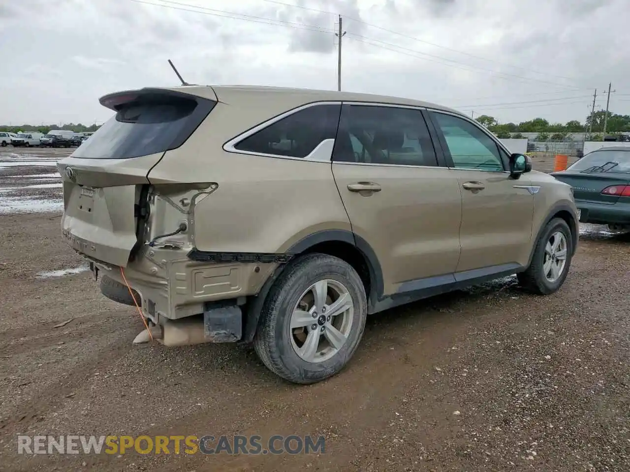 3 Photograph of a damaged car 5XYRG4LC2MG038510 KIA SORENTO 2021
