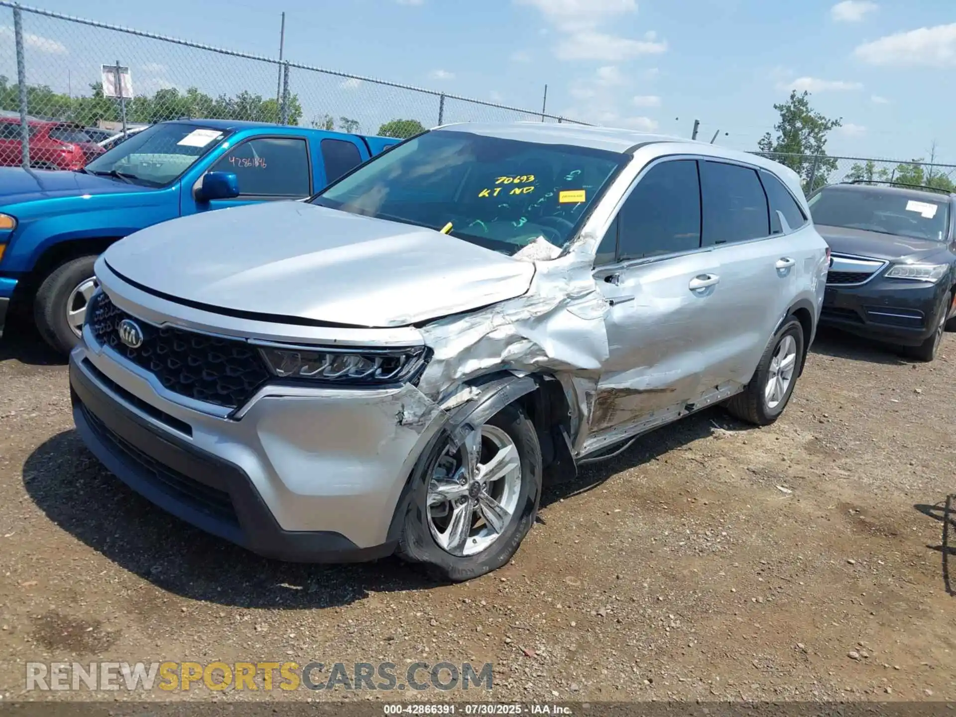 2 fotografías del automóvil dañado 5XYRG4LC3MG068423 KIA SORENTO 2021
