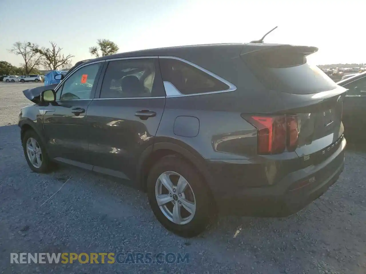2 Photograph of a damaged car 5XYRG4LC4MG015939 KIA SORENTO 2021
