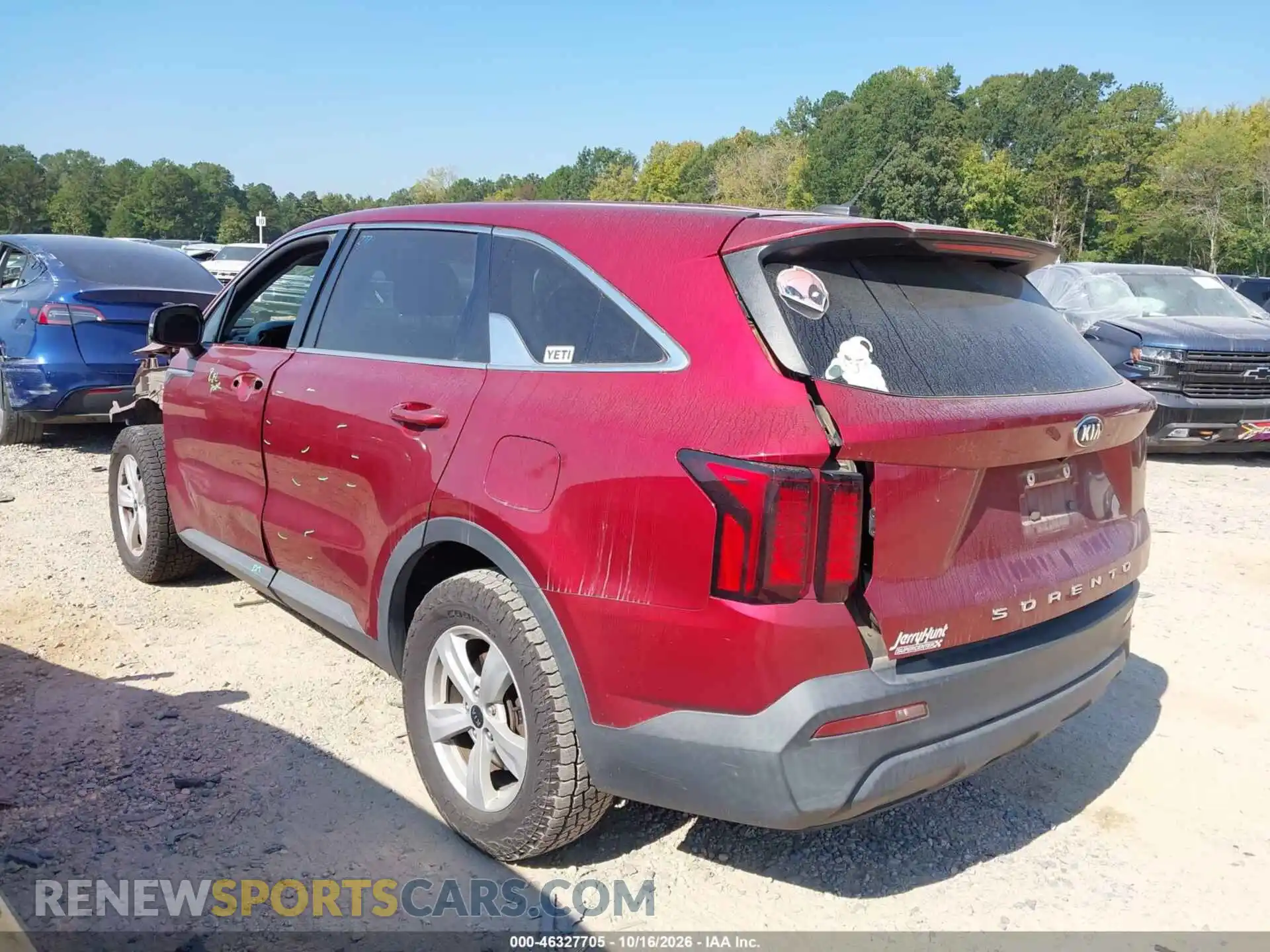 3 Photograph of a damaged car 5XYRG4LC4MG017965 KIA SORENTO 2021
