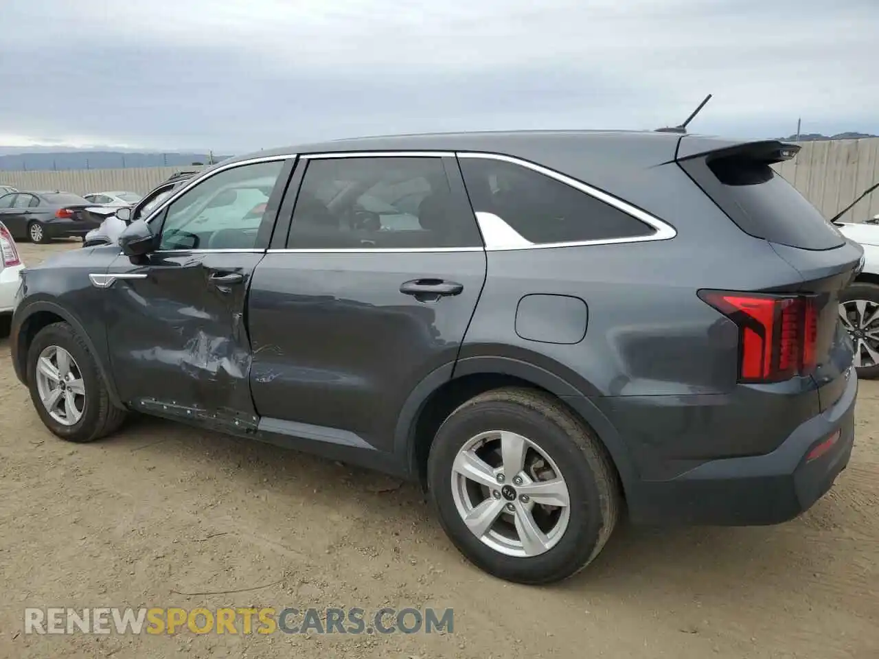 2 Photograph of a damaged car 5XYRG4LC4MG027721 KIA SORENTO 2021