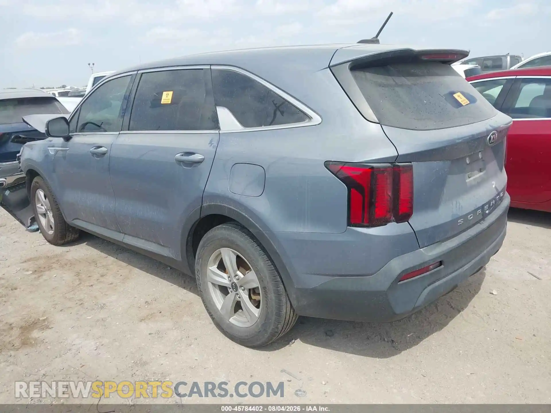 3 Photograph of a damaged car 5XYRG4LC4MG056636 KIA SORENTO 2021