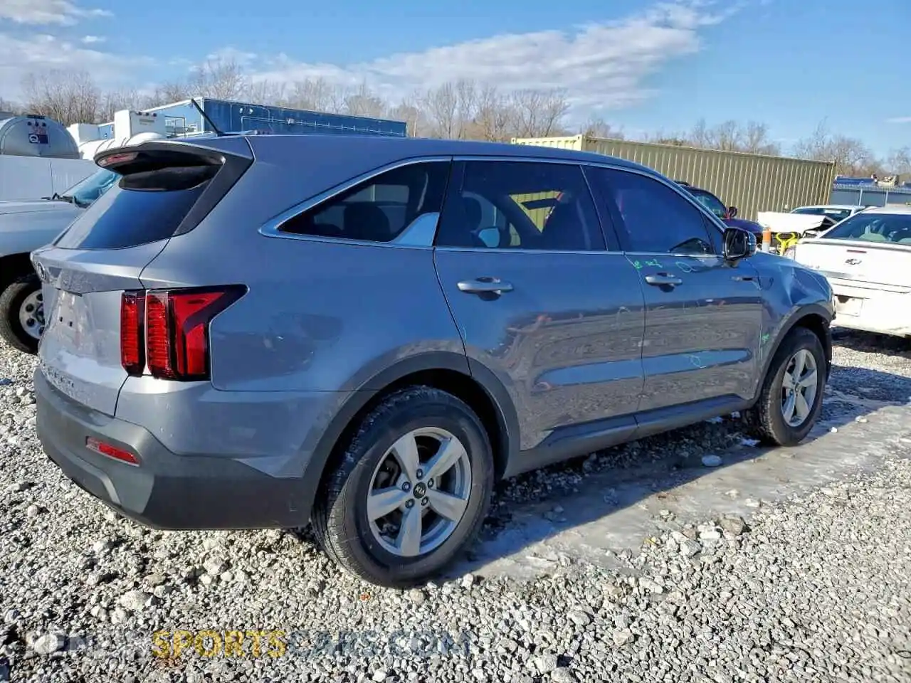 3 Photograph of a damaged car 5XYRG4LC4MG067734 KIA SORENTO 2021