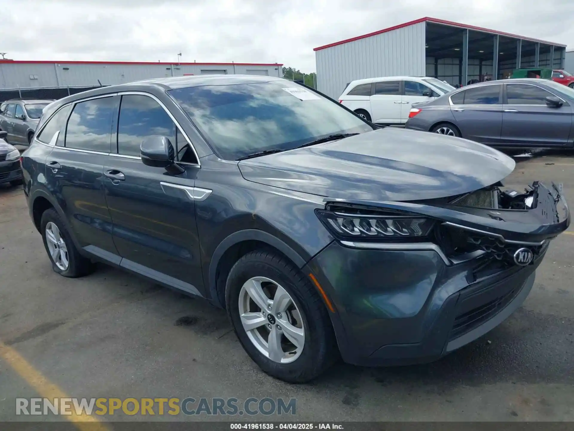 1 Photograph of a damaged car 5XYRG4LC9MG027777 KIA SORENTO 2021
