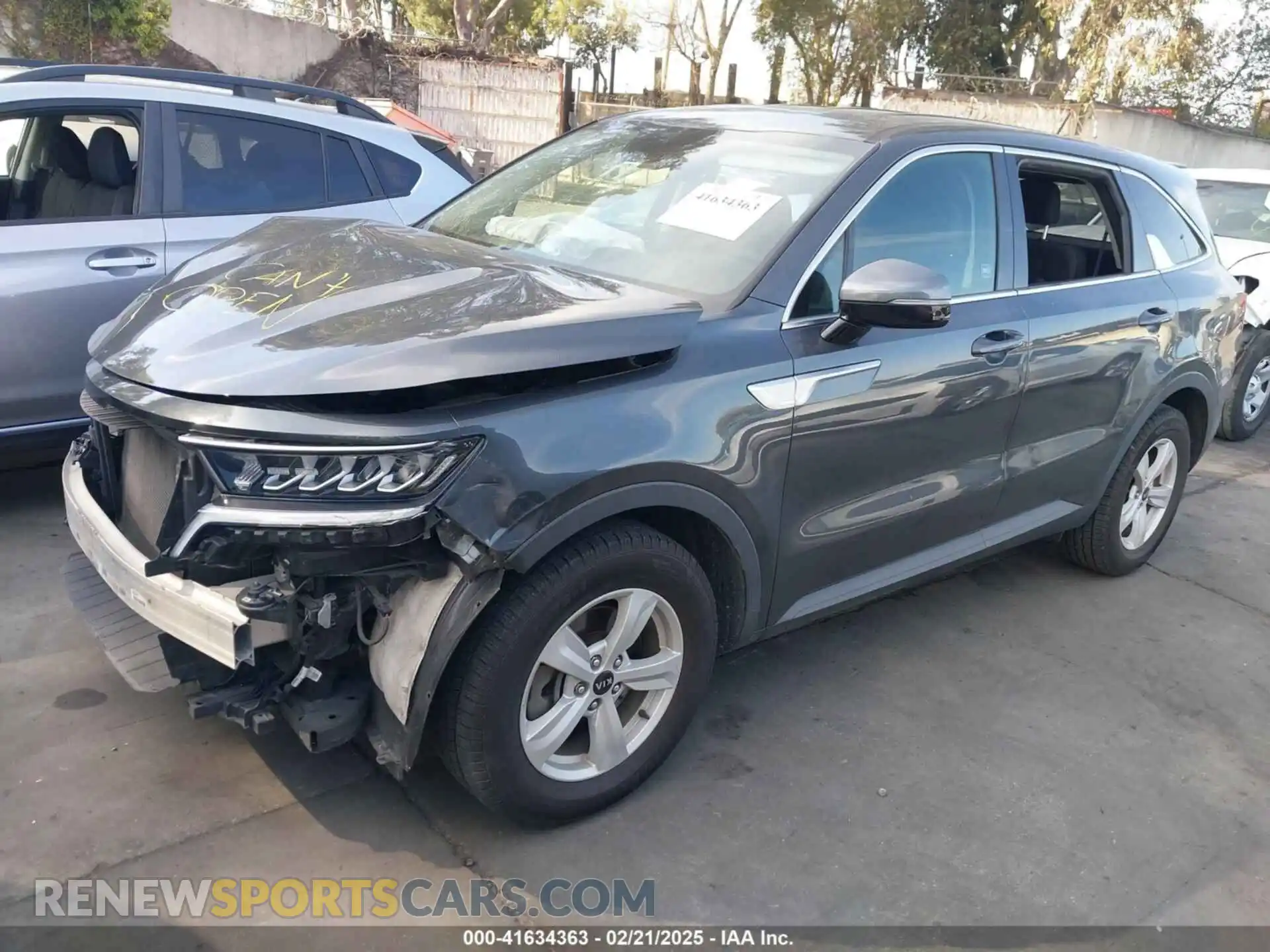2 Photograph of a damaged car 5XYRG4LC9MG040500 KIA SORENTO 2021