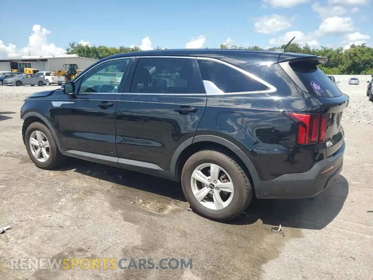 2 Photograph of a damaged car 5XYRG4LCXMG001981 KIA SORENTO 2021