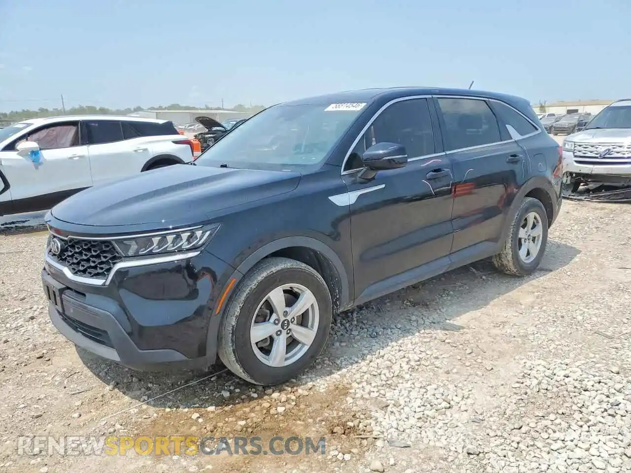 1 Photograph of a damaged car 5XYRG4LCXMG029571 KIA SORENTO 2021