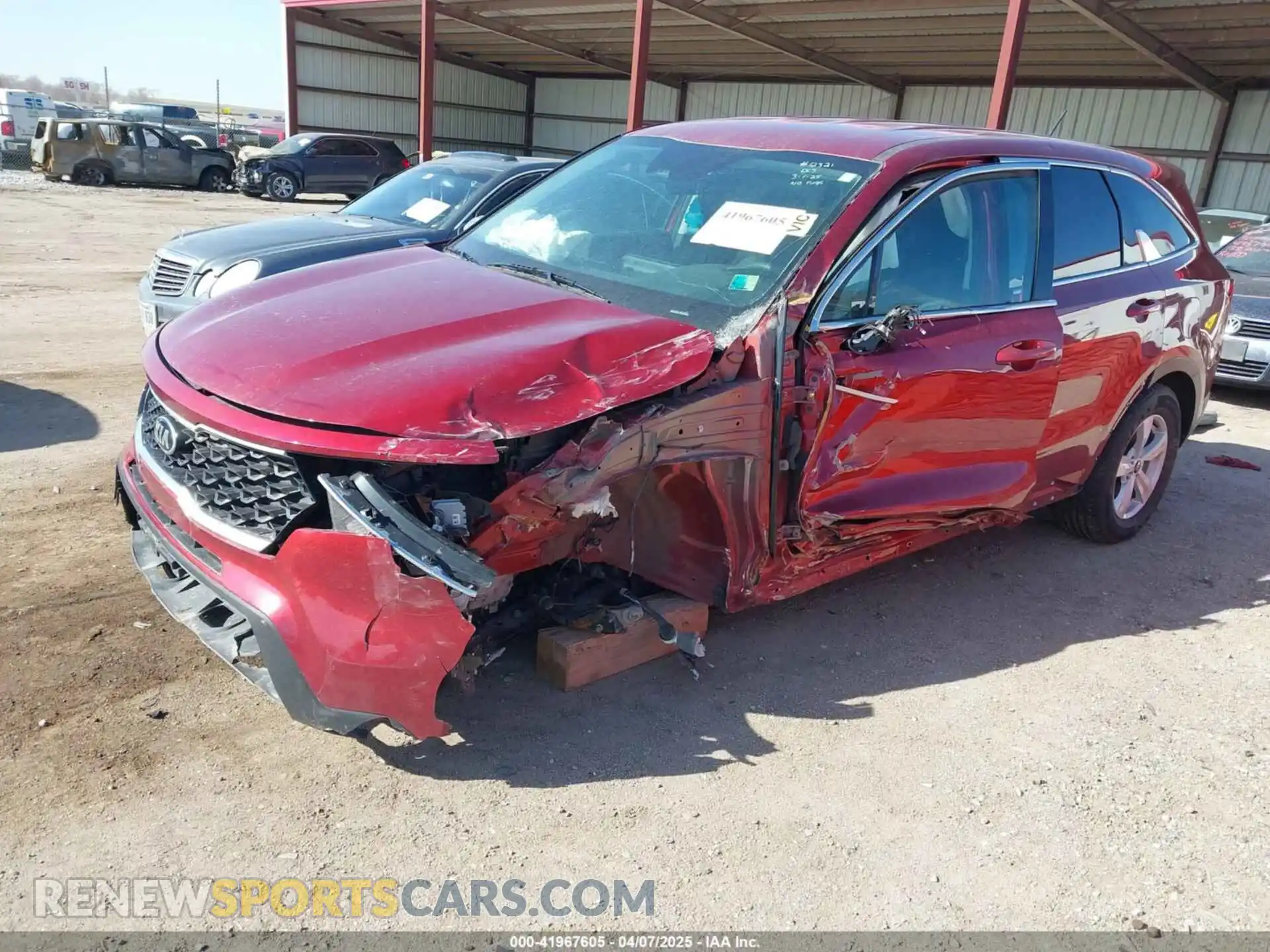 2 fotografías del automóvil dañado 5XYRG4LCXMG037993 KIA SORENTO 2021